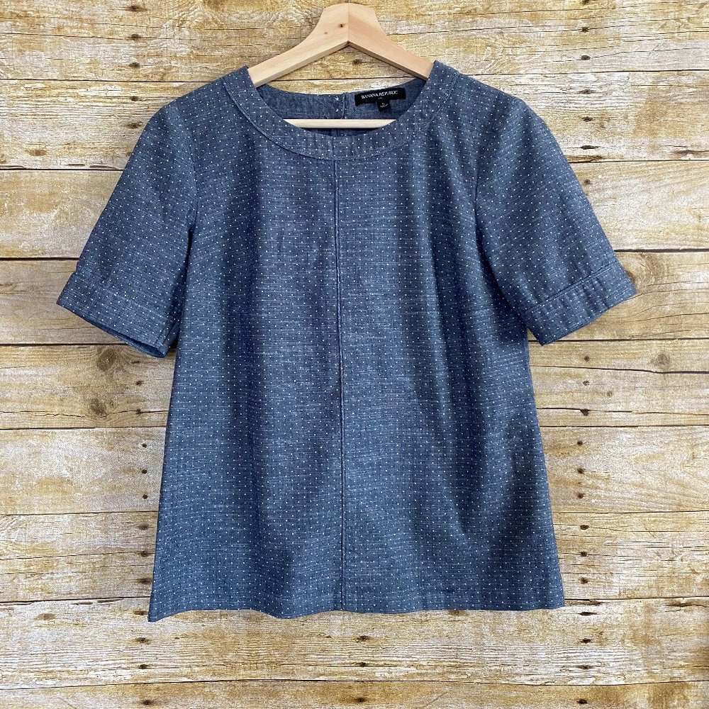Banana Republic Chambray Dotted S/S Blouse Sz S